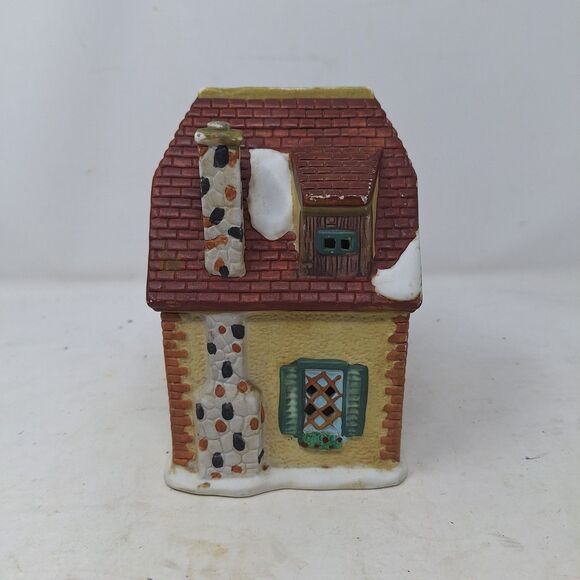 Vintage Longrich Ltd Christmas Village House Porcelain 7 Inch Painted Decoration - Picture 2 of 10
